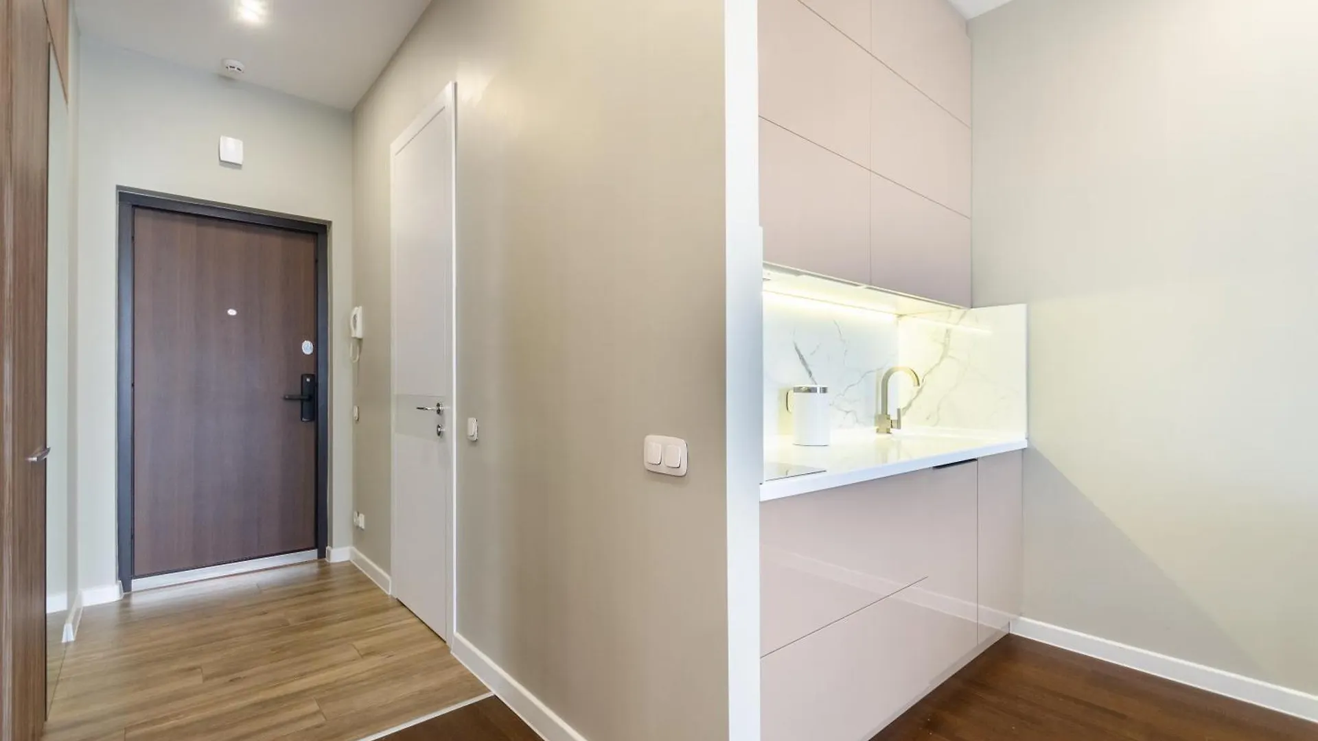 Petrovdom Apartments 20-277 In Rc Central Park ,7 John Mccain Street Kiev 0*,